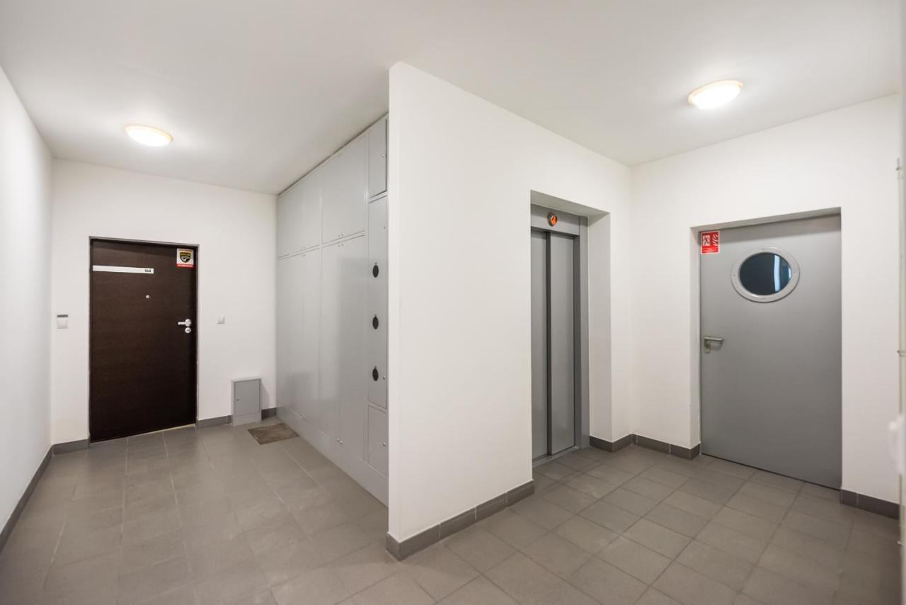Wola Sunset Apartment Free Parking Varsóvia Exterior foto